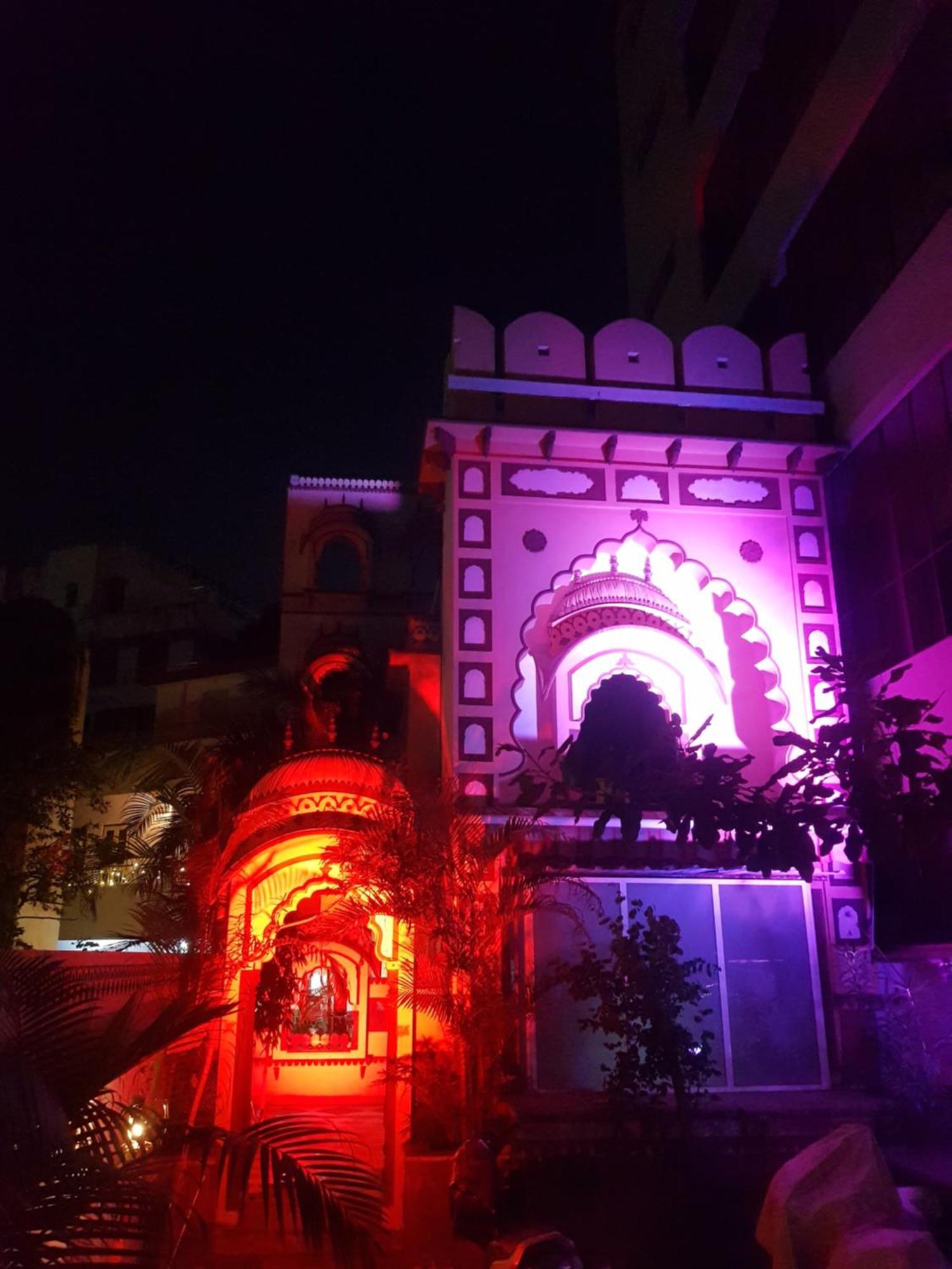 شقة Sureli Haveli جايبور الغرفة الصورة